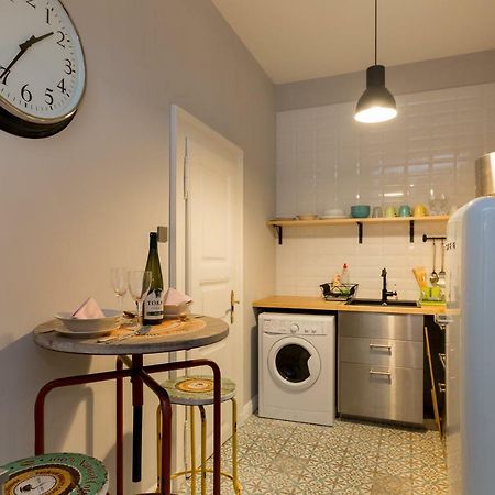 Deluxe Twin Studio In Kazinczy Street Apartment บูดาเปสต์ ภายนอก รูปภาพ
