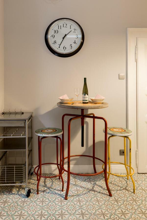 Deluxe Twin Studio In Kazinczy Street Apartment บูดาเปสต์ ภายนอก รูปภาพ